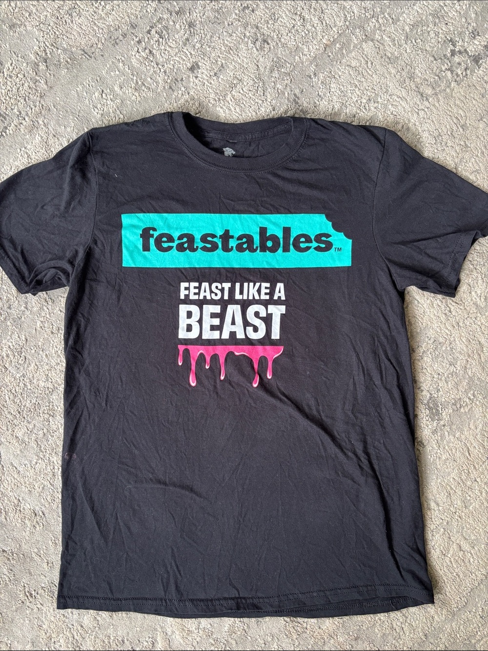 Feastables Black Graphic Tee - 'Feast Like a Beast'